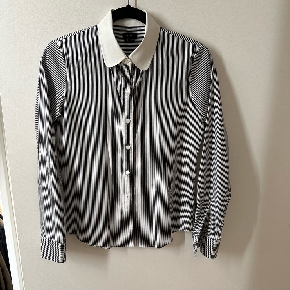 Theory button up Shirt